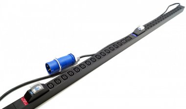 Фотография товара 'Hyperline 525059 SHE-28IEC-4BIEC-B-2.5PVB Блок розеток, вертикальный, 28 розеток IEC320 C13'