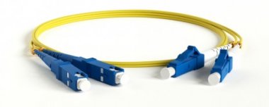Фотография товара 'Hyperline Патч-корд волоконно-оптический (шнур) SM 9/125 (OS2), LC/UPC-SC/UPC, 2.0 мм, duplex, LSZH, FC-D2-9-LC/UR-SC/UR-H-0.5M-LSZH-YL'