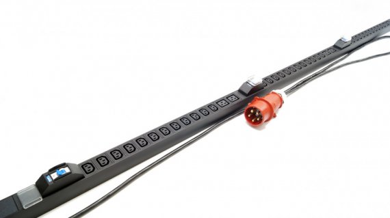 Фотография товара 'Hyperline 525052 SHE-36IEC-6BIEC-B-3x16-3PVR Блок розеток, вертикальный, 36 розеток IEC320 C13, 6 розеток IEC320 C19'